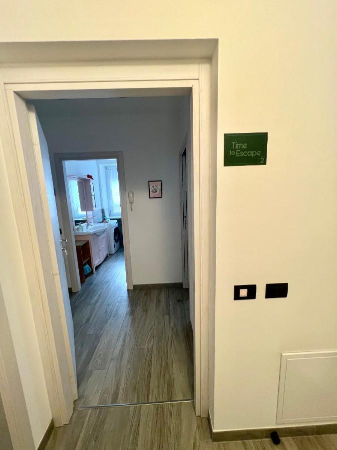 Time To Escape 2 Apartment Tirano Exterior photo